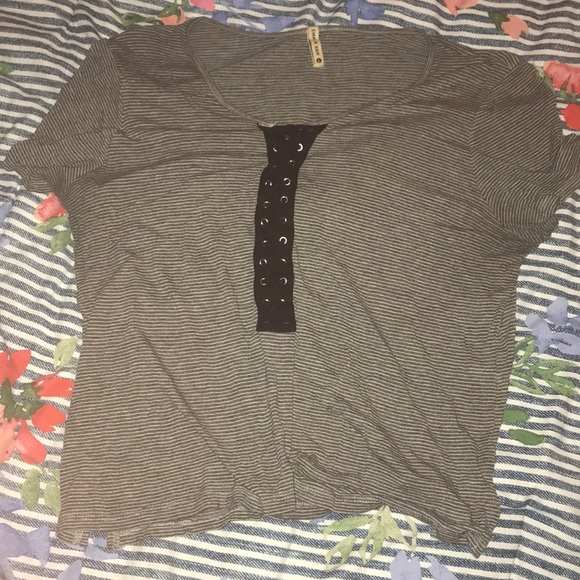 LF T SHIRT - Picture 1 of 4